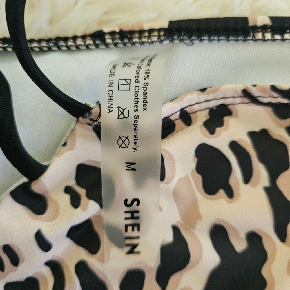 SHEIN Animal Print Bikini with Black Trim - Picture 2 of 4